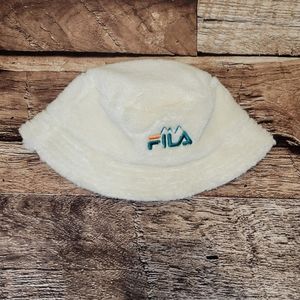 (+)FILA Sherpa/Corduroy Reversible Bucket Hat